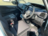 運転席の画像です。