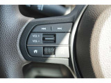 ステアリングスイッチ付きなので、運転中も安全に手元でオーディオの操作ができます!