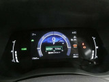 スタイリッシュなメーターで運転中の気分も上がります!