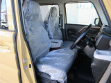 視野が広く操作しやすい運転席