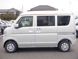 内外装およびエンジンル-ムなど専用クリ-ニング致します。車両クリ-ニングのプロが施工致しますので!高品質な1台に蘇りますよ♪(全在庫無料施工)