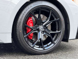 F SPORT Mode Black V 専用19インチ鍛造アルミホイール(BBS製ブラック塗装)【オプション】ロゴ入りレッドキャリパー