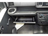 当店は全車『ロングラン保証』付!(1年間、距離無制限 HV車はHV保証付) 別途延長保証もご用意しております♪ ぜひ現車を確認にご来店ください