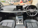 Q5 2.0 TFSI クワトロ スポーツ Sラインパッケージ 4WD 