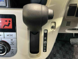 安全安心な走行のために、納車前には小さなクルマを知り尽くしたエキスパートが基本性能に関わる機能や状態を徹底的に点検しています。