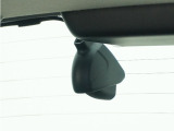 ◆リアにもドライブレコーダーを装備しております◆映像・音声などを記録する自動車用の装置です。もしもの事故の際の記録はもちろん、旅行の際の思い出としてドライブの映像を楽しむことができます。