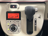 【オートエアコン】温度を設定すれば自動で空調調整をしてくれます★ボタンひとつで簡単便利!