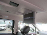 【後席モニター】あったら嬉しいアイテム!車内みんなで映像と音楽を楽しめますね☆