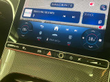 バックカメラにより駐車時の後方確認も楽にできます。
