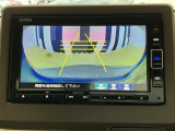 バックカメラ付きで後方の確認も安心です!スムーズな駐車・車庫入れをサポートいたします!