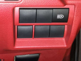 オートライト機能によりON/OFFはもちろん、ハイビーム/ロービームの切り替えもサポートします