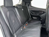 後部座席も当然、綺麗・清潔に仕上げております。内装の綺麗なお車は気持ちが良いですし、コンディションのいい車が多いです。