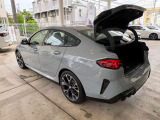 国道1号線に沿い横浜市営地下鉄「三ッ沢上町駅」から徒歩約10分。 BMW Premium Selection 横浜三ッ沢店 / 〒240-0062神奈川県横浜市保土ヶ谷区岡沢町322-3