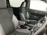 運転者にとっては日々使用することとなる運転席です。運転席が快適だと運転に集中することができますね。