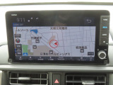 【ホンダコネクト対応ナビ】快適な操作性で、使える機能が満載!自動地図更新機能や24時間365日緊急サポート、スマートフォンを使ったドアロック解除・エンジン始動などといった便利な機能が搭載されています。