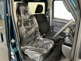 【運転席・助手席】内装ルームクリーニング済みです。しっかり綺麗にしていますので、是非、お確かめください。車に自信があるからこそ、是非一度ご来店頂き内外装も見てもらえると幸いです。