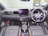 T-Roc R ブラック スタイル パフォーマンス 4WD 
