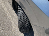 タイヤサイズは185/60R16です!各タイヤメーカー取扱いしております。お買い換えの際もご相談ください。