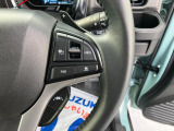 手を離さず安全装備操作【アダプティブクルーズコントロール】(車線逸脱抑制機能付)。
