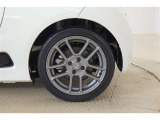 純正AW!タイヤサイズは フロント165/55R15・ リヤー195/45R16になります♪