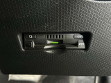 ETCはビルトインタイプになります。クルマ本体のパネルに埋め込むような形になりますので、スッキリとした室内になりますね!