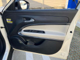八光AUTO MOTIVEの強みはサポート力です。これまで培ってきた経験と技術力、スピードを生かして、お客様ひとりひとりを八光AUTO MOTIVE全店でサポートさせて頂きます。