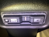 【ETC車載器】高速道路の料金所を、止まらずスムーズに通過。小銭を用意する手間も、窓を開けるわずらわしさもありません。遠出をグッと身近にしてくれる快適ドライブの必須アイテムです。