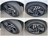 タイヤ4本それぞれの写真です。155/65R14タイヤ&アルミホイール装着