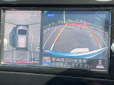 【アラウンドビューモニター】車両周辺をモニターで確認できて、駐車が苦手な人でもスムーズに駐車できます