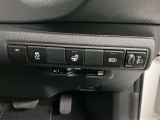 ヘッドライト光軸上下調整機能付き車両です。各種スイッチ部