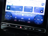 エアコンは運転席と助手席それぞれで温度の調節が可能です。