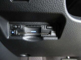 ETC2.0車載器は高速道路上に設置されたITSスポットと双方向通信を行い、ETC機能に加え安全運転をサポートする交通情報を提供してくれます♪