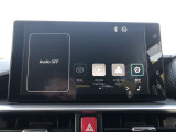 ディスプレイオーディオ装着車。 ディスプレイとスマホの連携で、様々なアプリを使用できます。 マップのアプリを繋げて、ナビゲーションとしてお使いください。