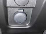 シガーソケット用の充電器が使用可能です!