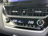 左右独立温度コントロールフルオートエアコンです。運転席、助手席それぞれで独立して温度設定ができます。冷え性の方が乗っても安心ですね♪