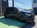 お車をお探しのお客様、ご購入までの流れや疑問点など一つ一つ丁寧にご説明させていただきます。 お客様にご納得頂ける一台を一緒にお探しさせて頂ますので、当店へ是非どうぞ!