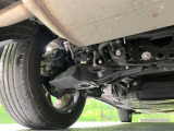 お車を安心してお乗りいただく為には、足回りの定期点検が欠かせません。サービスサポート(有償保証)では無料点検もご提供しており、安心のカーライフをお過ごしいただけるサポート体制が整っています。