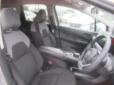 乗り降りしやすい運転席&フロアマット付き♪◎掲載後すぐに販売が決まってしまう場合もございますのでご来店前にお電話でご予約を頂ければ幸いです。