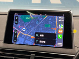 ●Apple Car Play:スマホとの有線接続で、ナビ・オーディオ再生などスマホのアプリ機能が画面でも使える便利機能です!