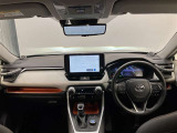 見通しのよいすっきりとした視界で、誰でも運転しやすいです。運転のしやすさは疲れにくさにも繋がりますよ♪