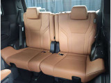 ☆TOYOTAディーラーだけのお取扱い、クレジット&自動車保険をセットにした《カップるプラン》のお取扱をいたしております。詳しくはスタッフまでお問い合わせ下さい。