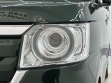 LEDヘッドライトは、点灯の瞬間から最大光量を発揮し、突然暗くなるトンネルなどでの安定感を高めます。