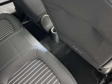 フロアマットもきれいな状態です。
