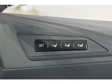シートポジションメモリー機能付き。お気に入りのドライビングポジションをセットできます。