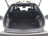 ラゲージ容量は、5人乗車時でもクラストップレベルの487Lを実現。また後席を倒すとさらに広いスペースを確保できます。