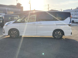 セレナ 1.2 e-POWER ハイウェイスターV 
