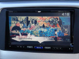 クラリオン製フルセグTVナビ付です。テレビ視聴、CD・DVD再生等が可能です。Bluetooth機能も付いていますので、通話やスマートフォンから音楽を楽しめます。バックカメラ付き!
