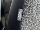 [エアバッグ]運転席助手席エアバッグに加え、側面衝突時の胸部への衝撃を軽減するサイドエアバッグと、頭部への衝撃を軽減するカーテンエアバッグが付いています^^