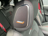【BOSEサウンドシステム】 BOSE製のスピーカーで迫力のある音響をお楽しみください。