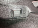 停電などの非常時には電源としても使える100V/1500Wコンセントを車内に設置。電気製品にも対応し、普段使いにもアウトドアでも大活躍!